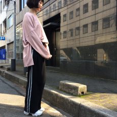 nylonっぽいファッションの学生さん