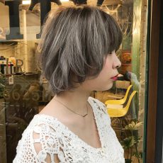 綺麗なグレージュカラー