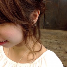 女性必見★アレンジしやすさ重視のヘアデザイン~おくれ毛編~